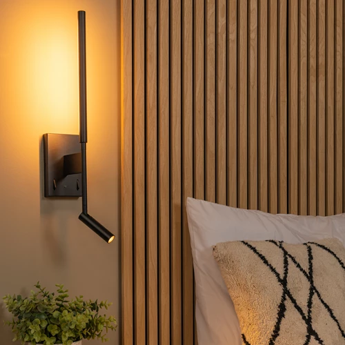 Lucide FINAN - Wandlamp - LED - 2700K - Met USB oplaadpunt - Zwart - sfeer 1